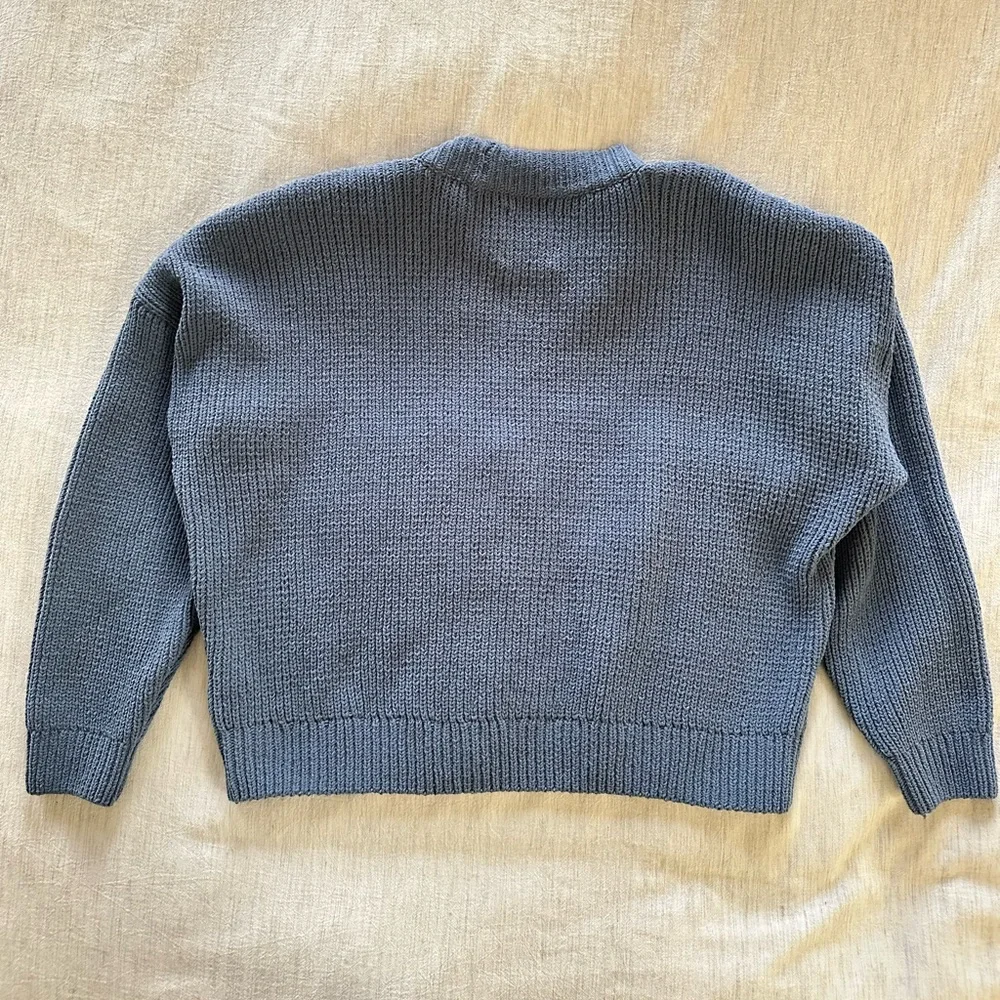 A&F Chunky Knit Blue Crew Neck Sweater, Size M - Picture 5 of 6